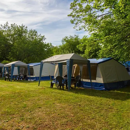 Easyatent Bungalow Tent Polari Holiday park *