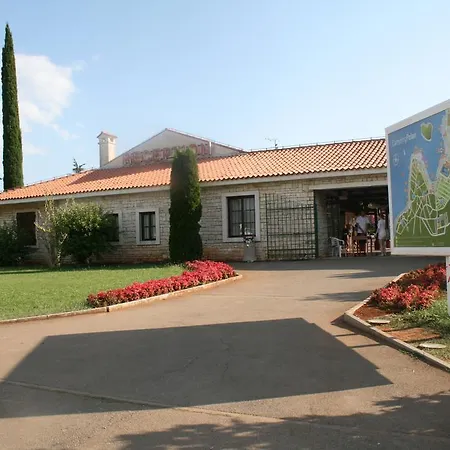 Easyatent Bungalow Tent Polari Holiday park *